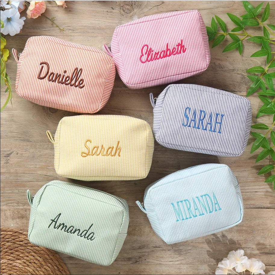Trousse de toilette brodée personnalisée