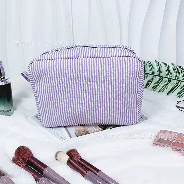 Trousse de toilette brodée personnalisée