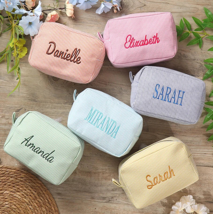 Trousse de toilette brodée personnalisée