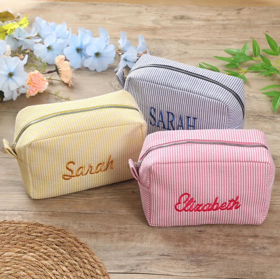 Trousse de toilette brodée personnalisée