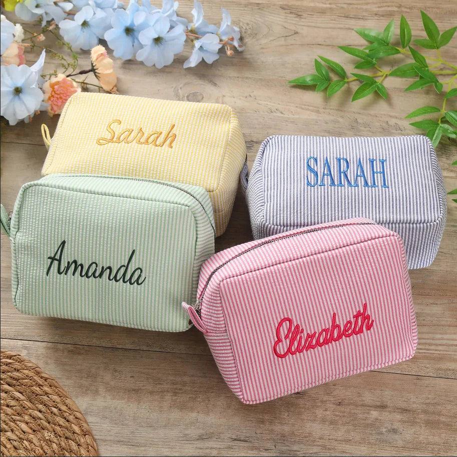 Trousse de toilette brodée personnalisée